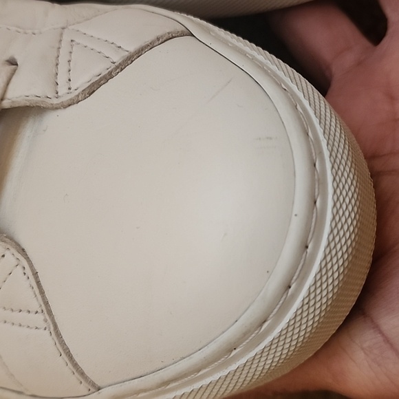 Givenchy Urban Street Leather Sneakers - Picture 6 of 16